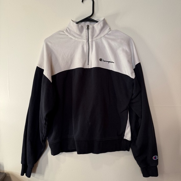 Champion Black and White Half-Zip Sweatshirt - Picture 1 of 6